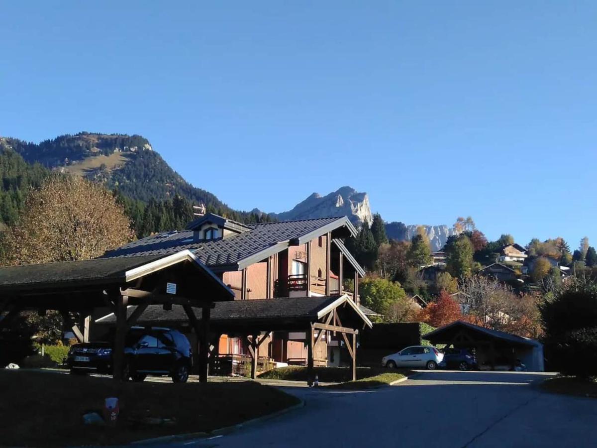 RED APPLE CARROZ Duplex de charme WIFI Parking Balcon TV Ski-Bus Les Carroz d'Araches Exterior foto